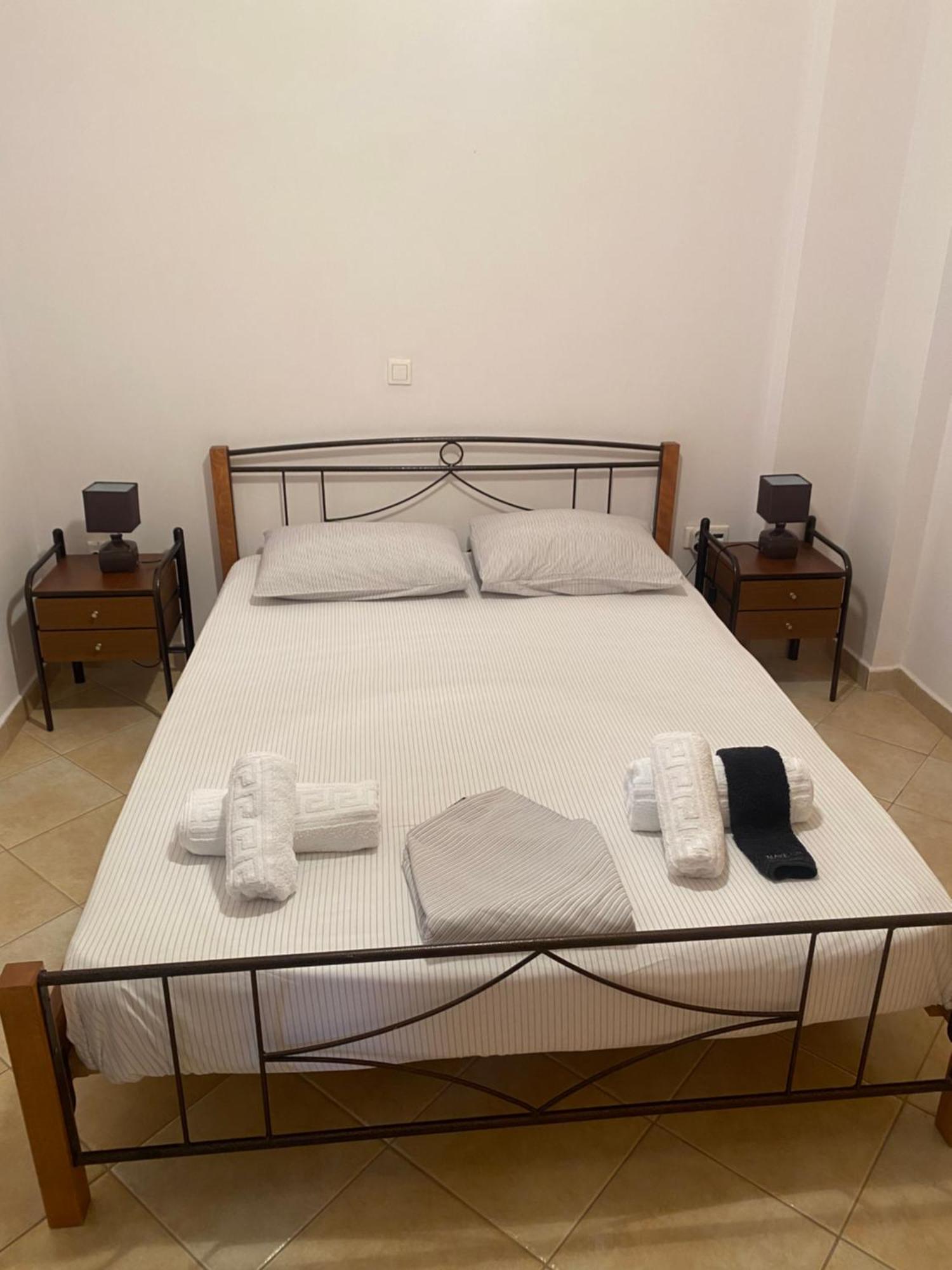 Alexis Apartments Pylos Exterior foto