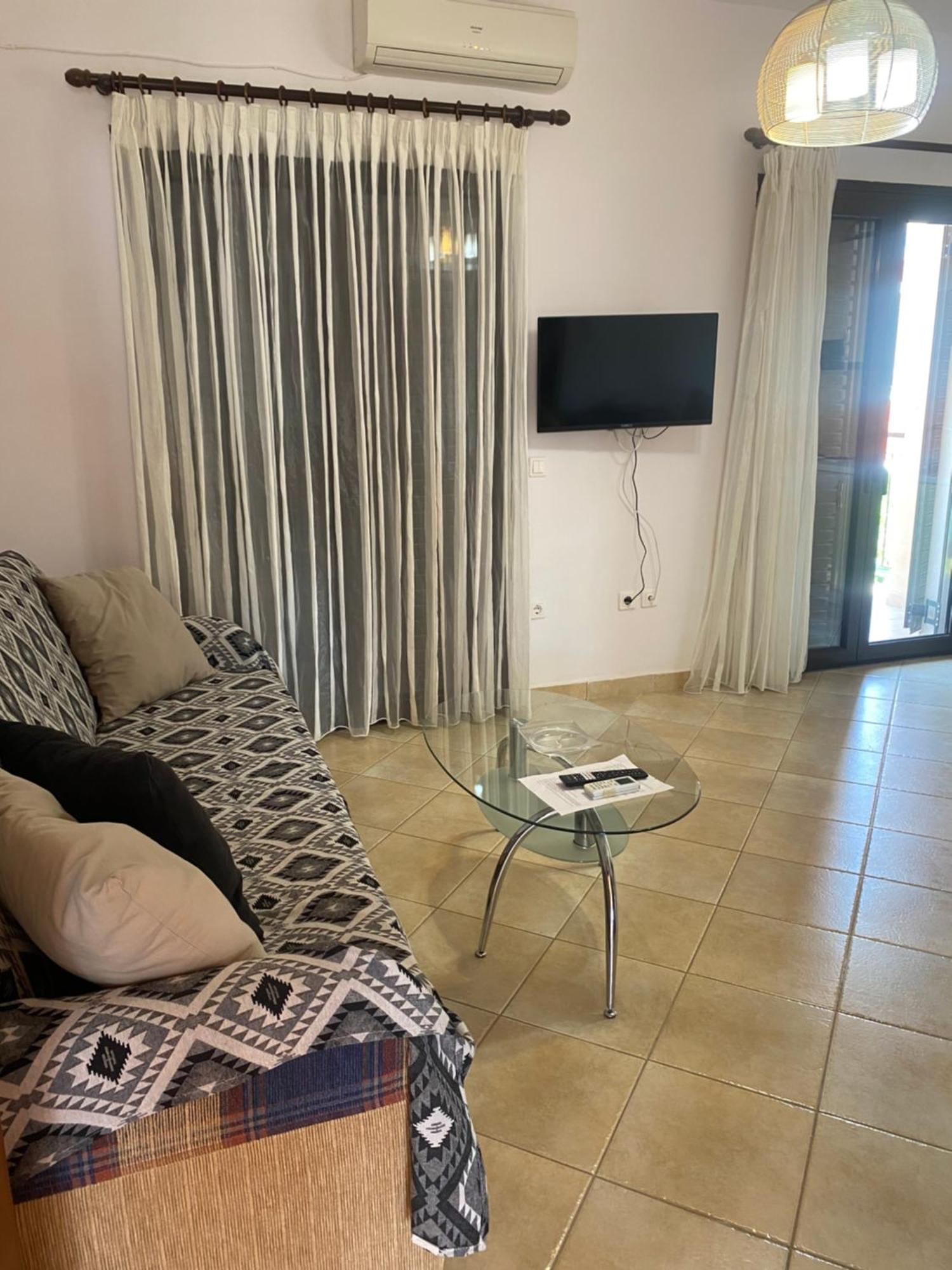 Alexis Apartments Pylos Exterior foto